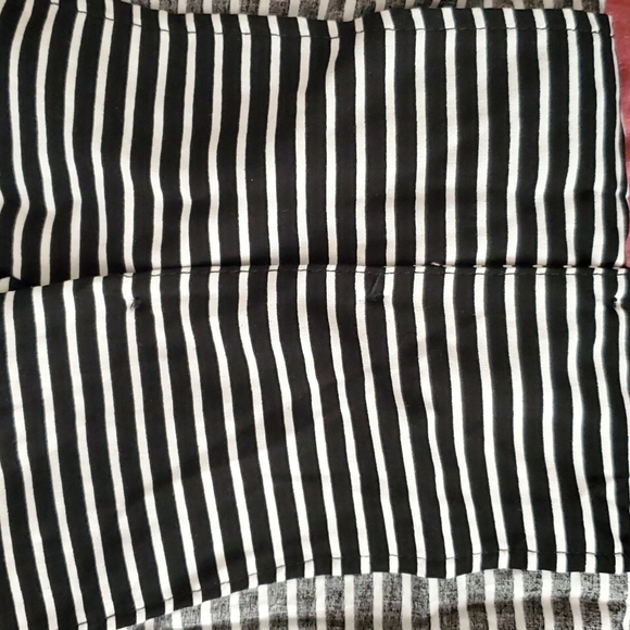 *Nwt* Hot Topic's Stripe Button Up Tie Top - Picture 16 of 16